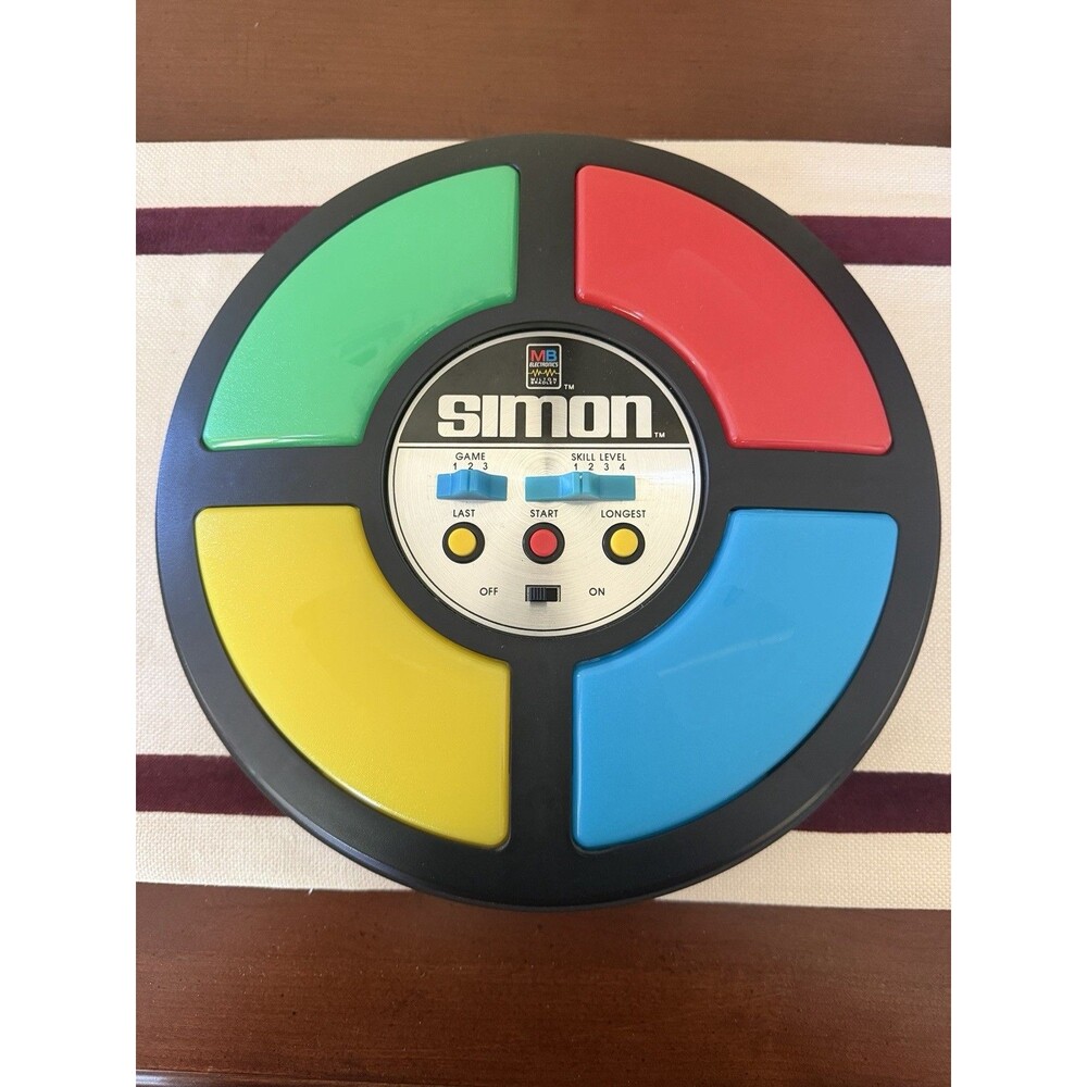 Simon Game 1978 Vintage Milton Bradley Computer Memory Game AS IS